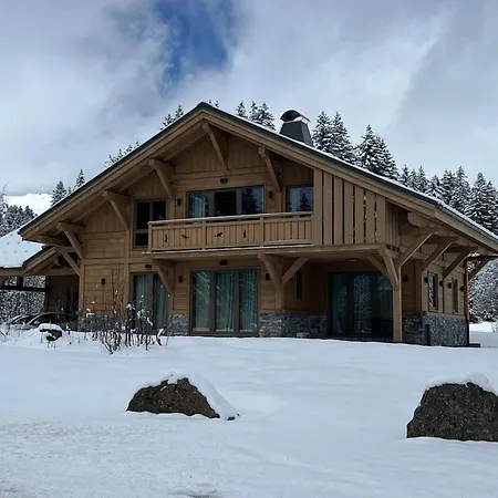Clemence Chalet *